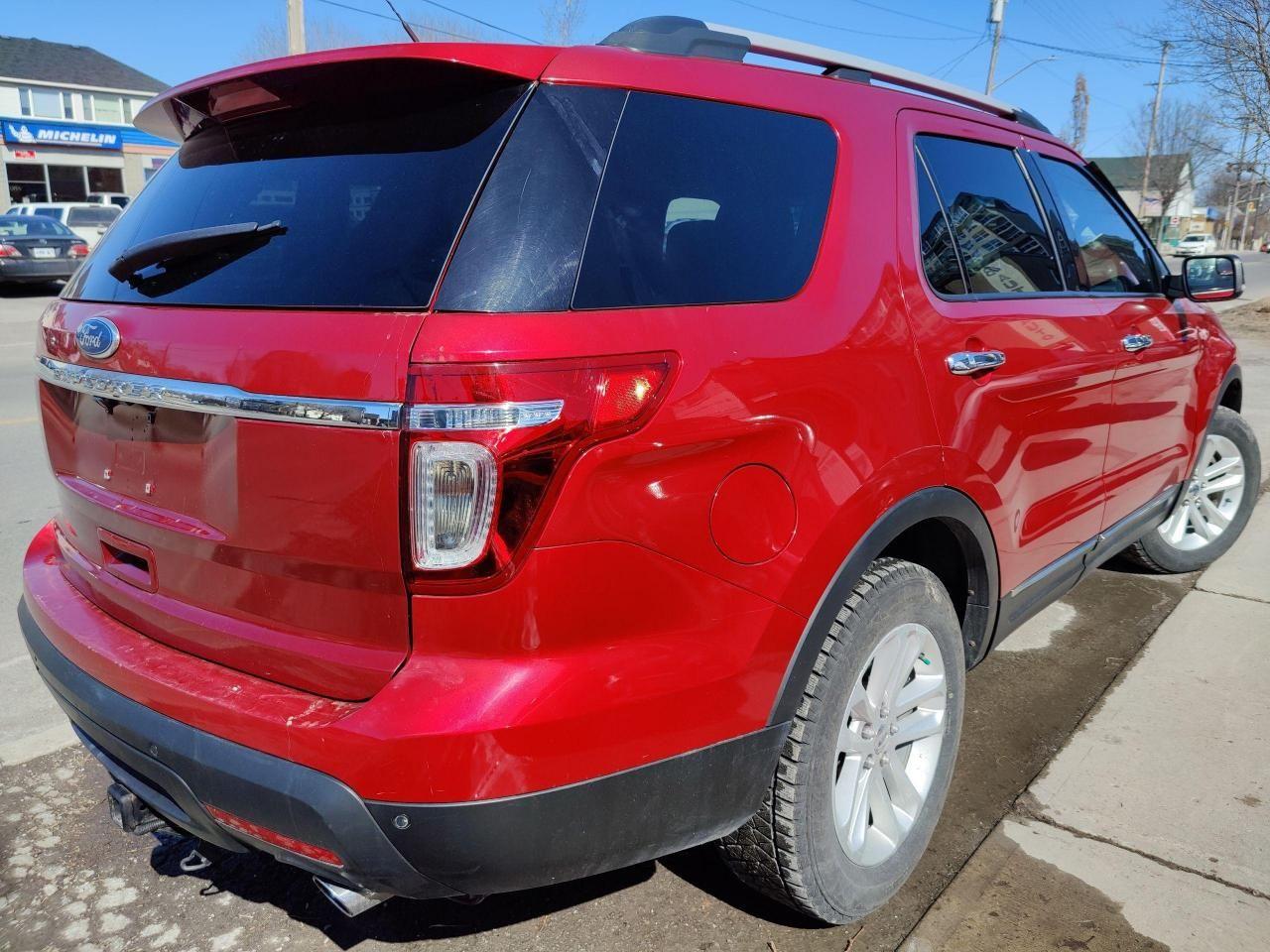 2011 Ford Explorer XLT-4