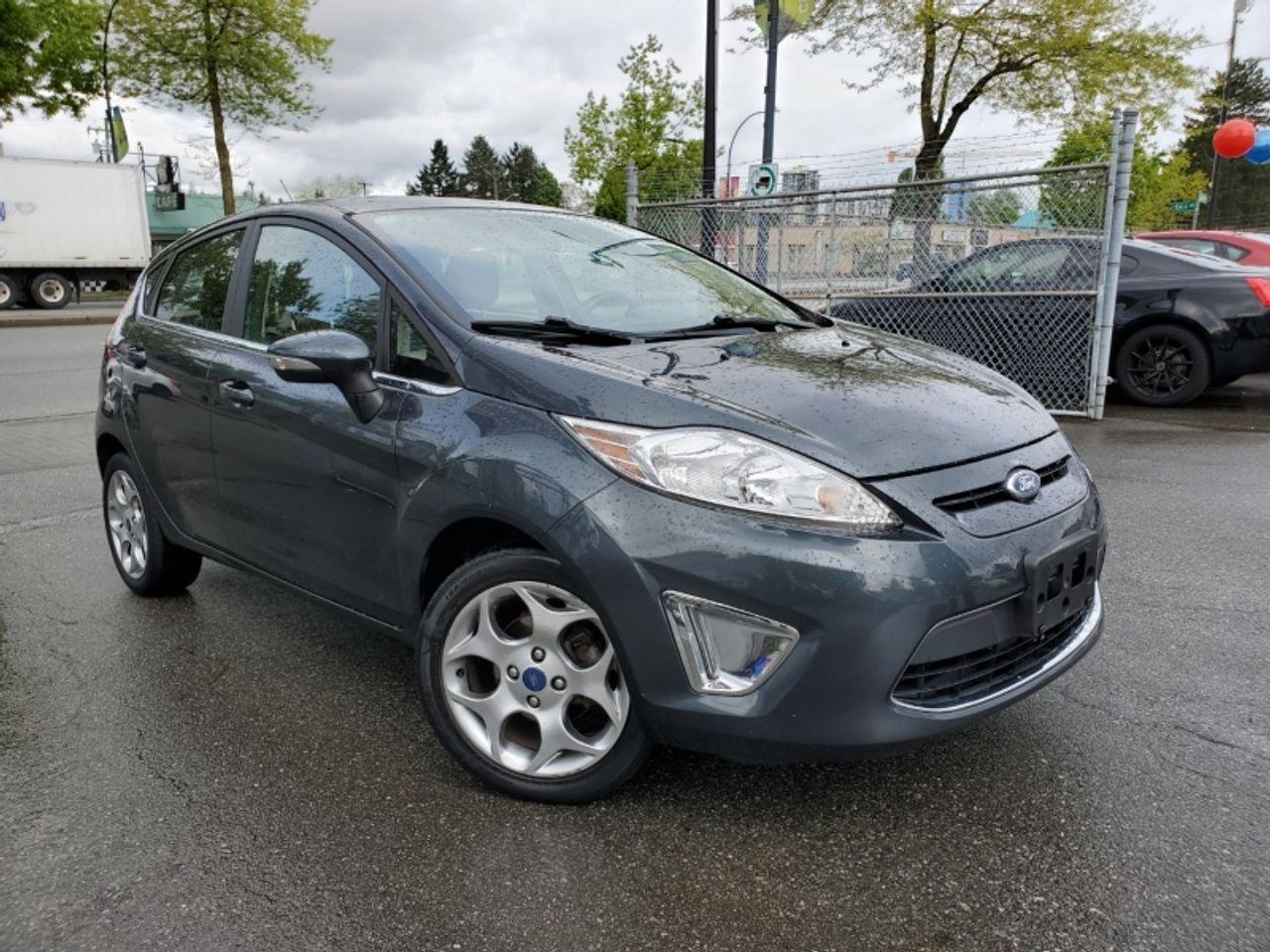 2011 Ford Fiesta SES-1