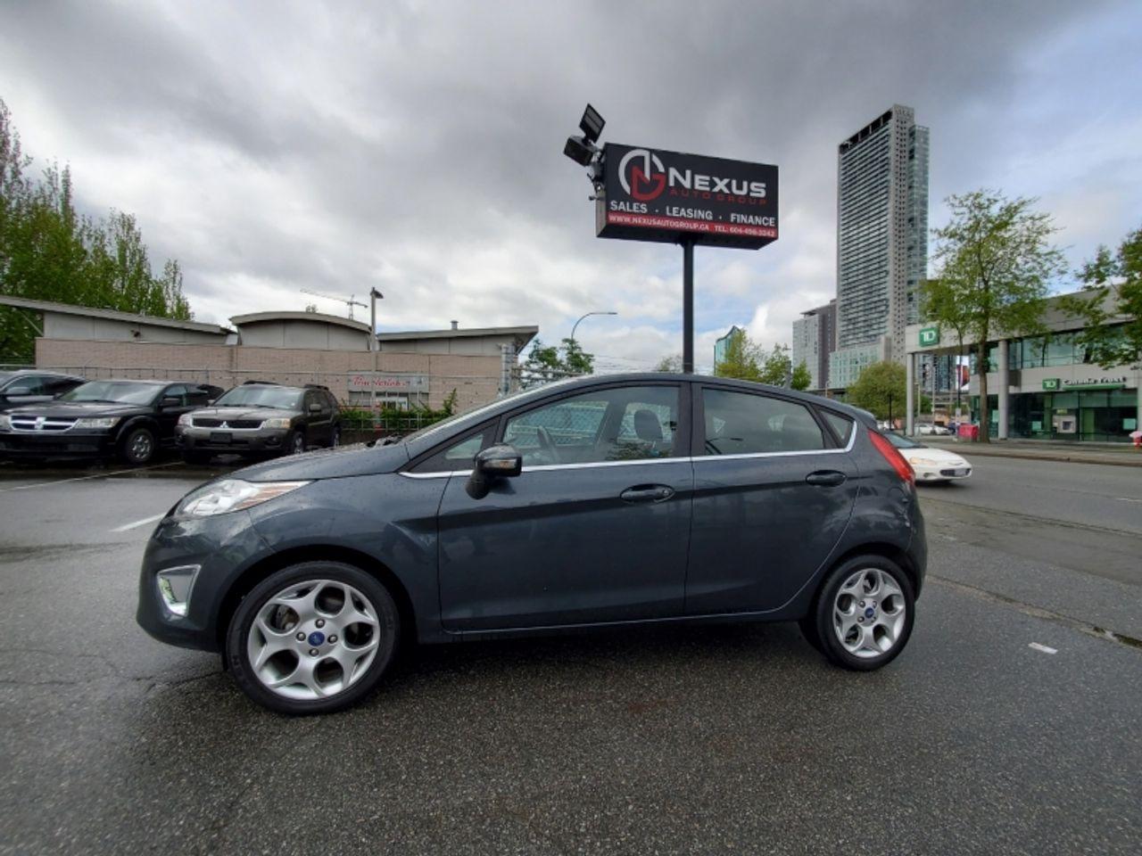 2011 Ford Fiesta SES-2