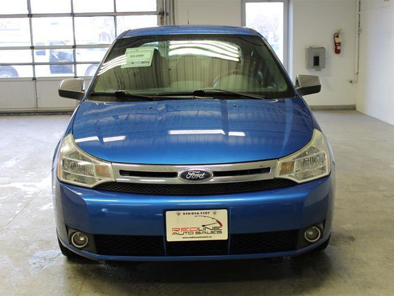 2011 Ford Focus -2