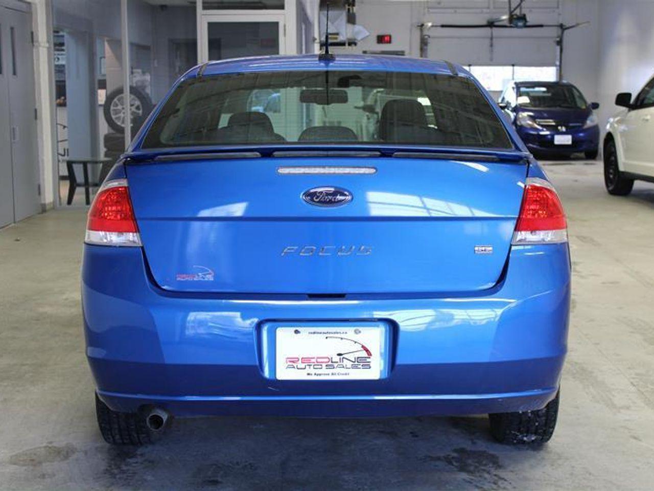 2011 Ford Focus -4