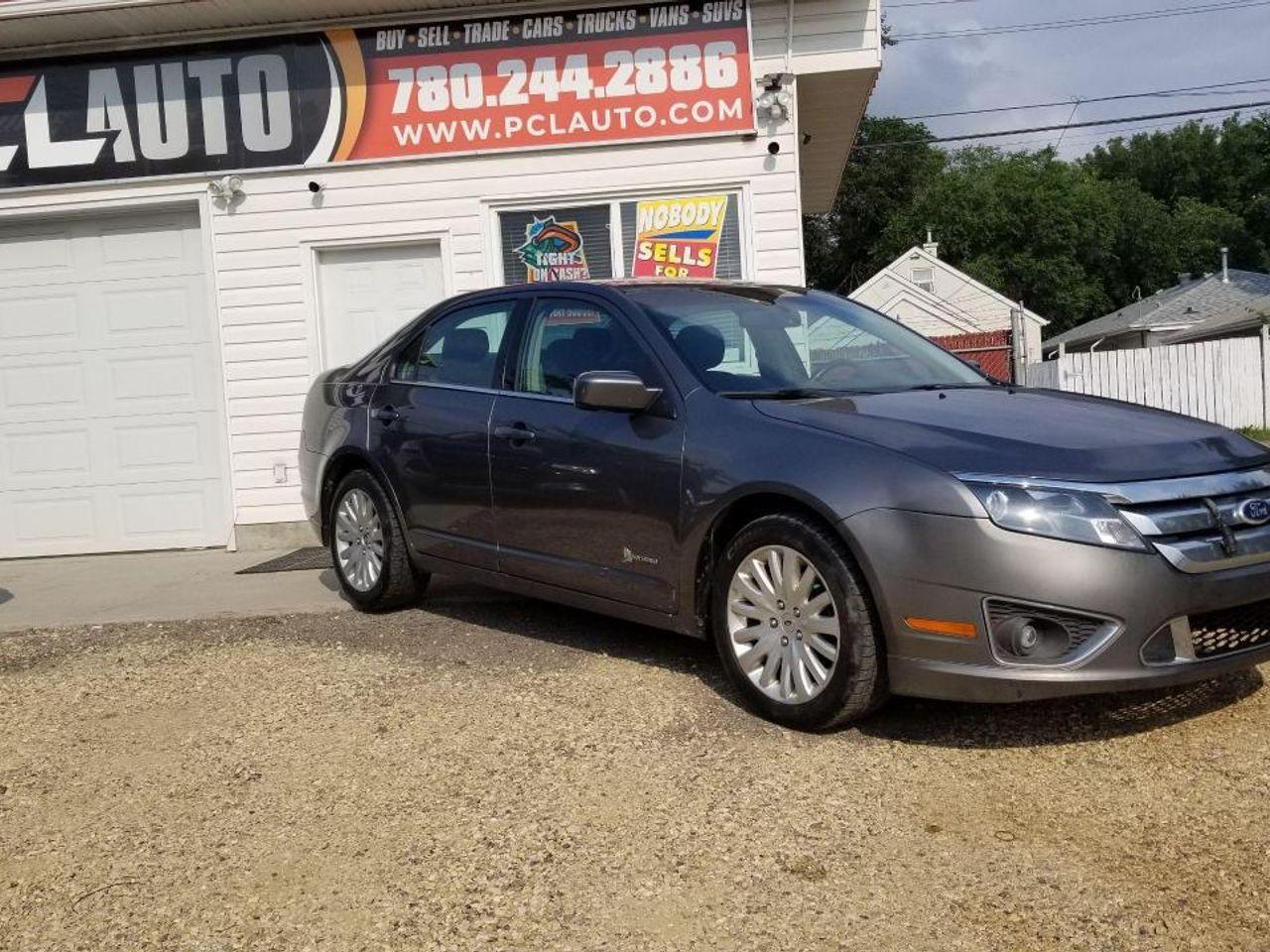 2011 Ford Fusion Hybrid -0