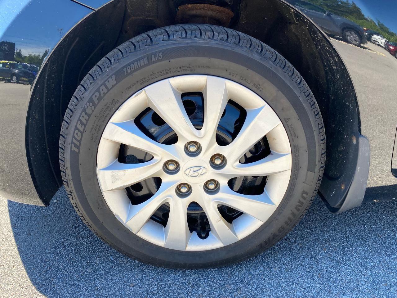 2011 Hyundai Elantra GL-4