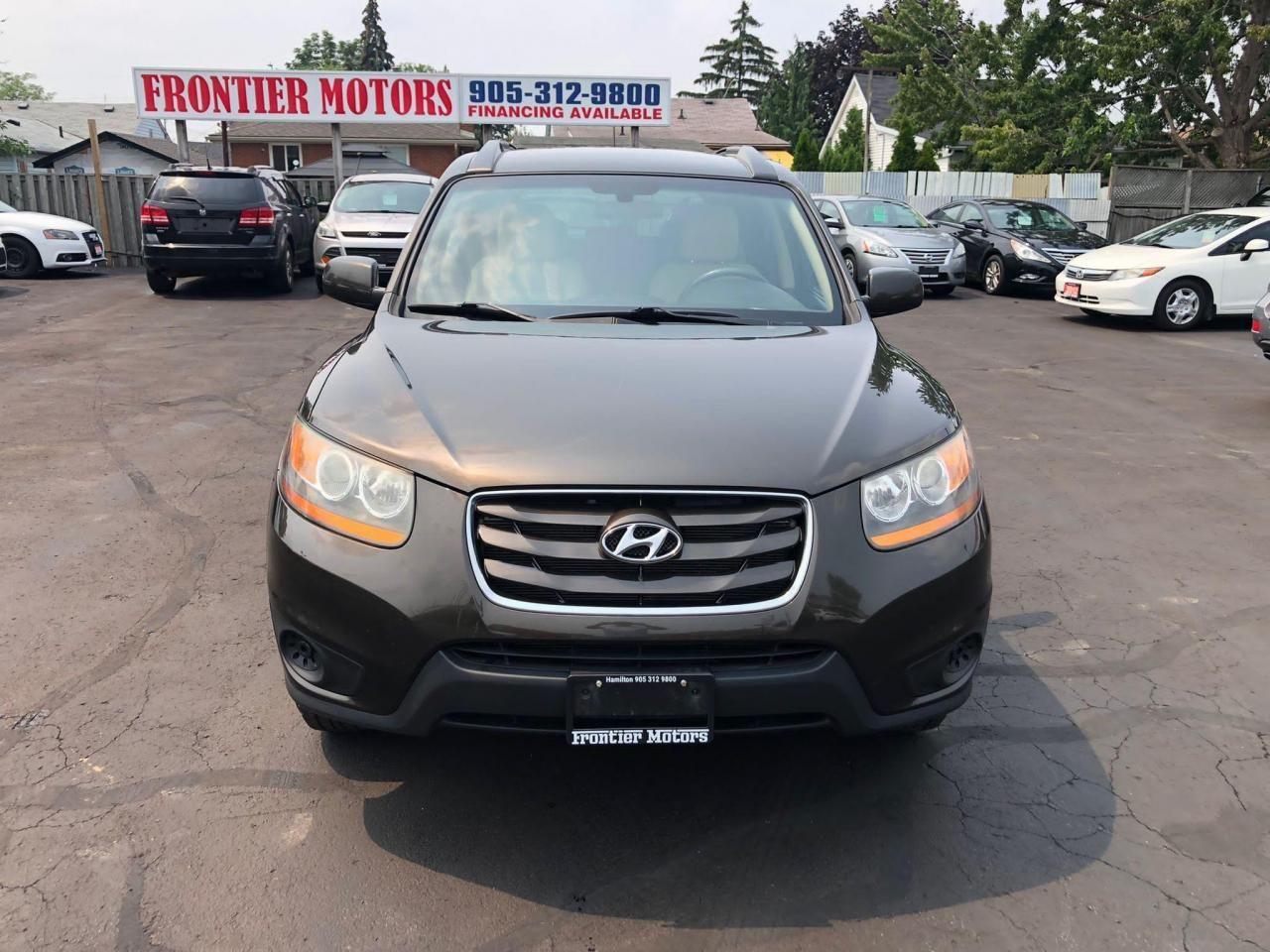 2011 Hyundai Santa Fe GL-4