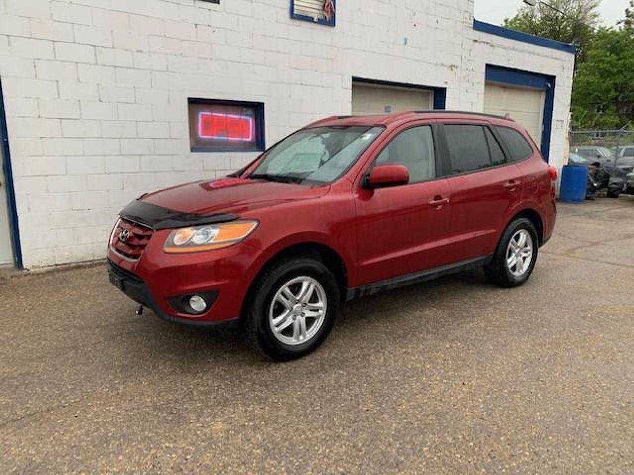 2011 Hyundai Santa Fe GL-1