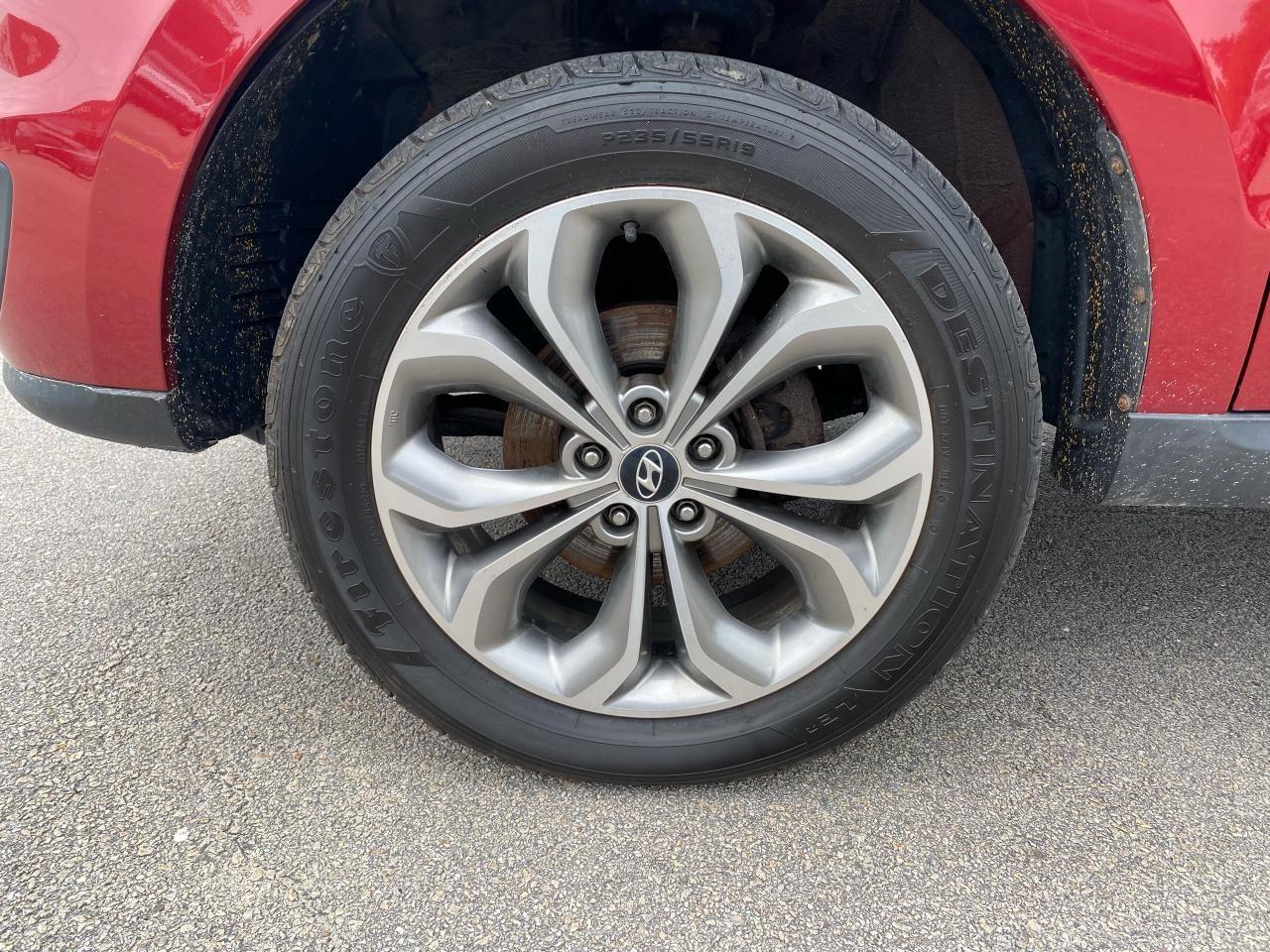 2011 Hyundai Santa Fe GL-4