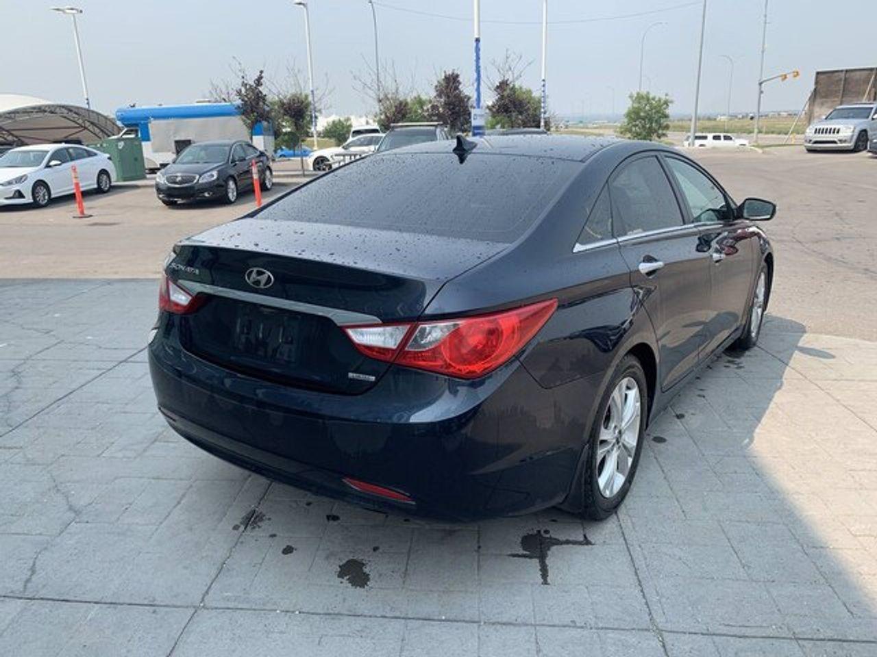 2011 Hyundai Sonata -3