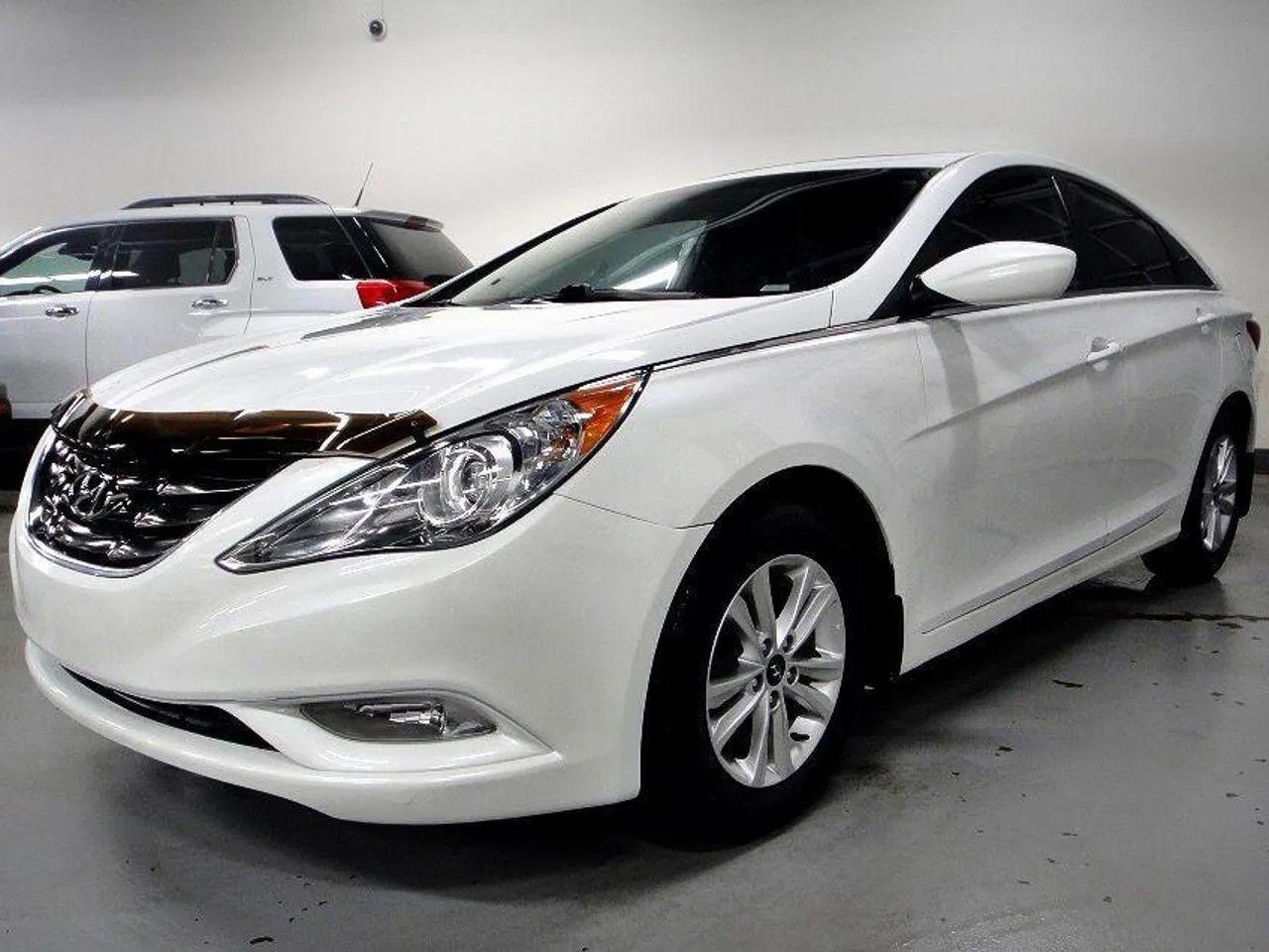 2011 Hyundai Sonata GLS-2