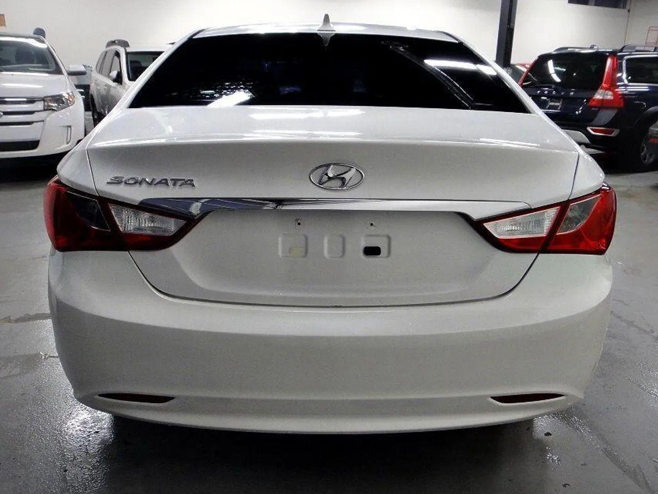 2011 Hyundai Sonata GLS-4
