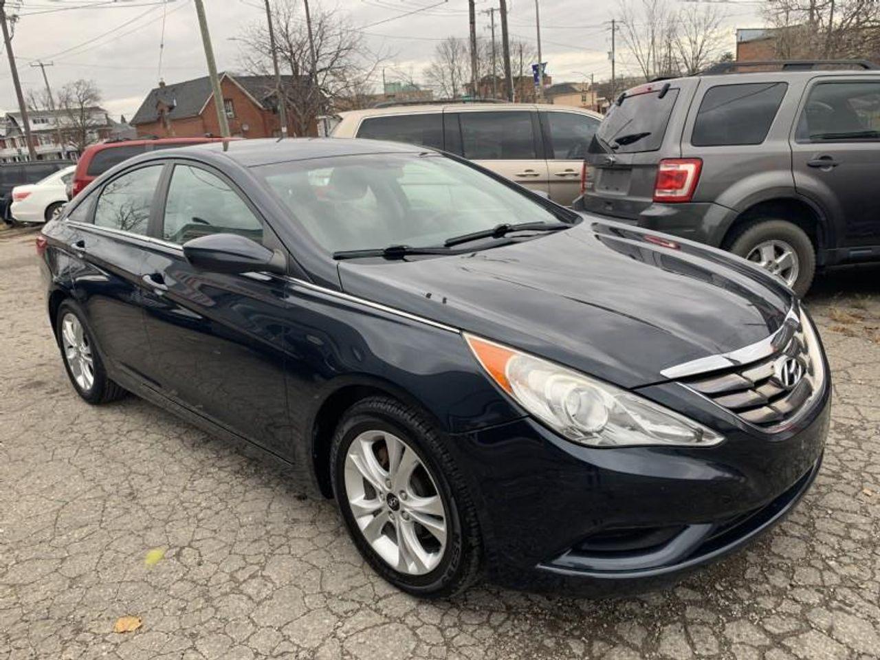 2011 Hyundai Sonata GLS-4