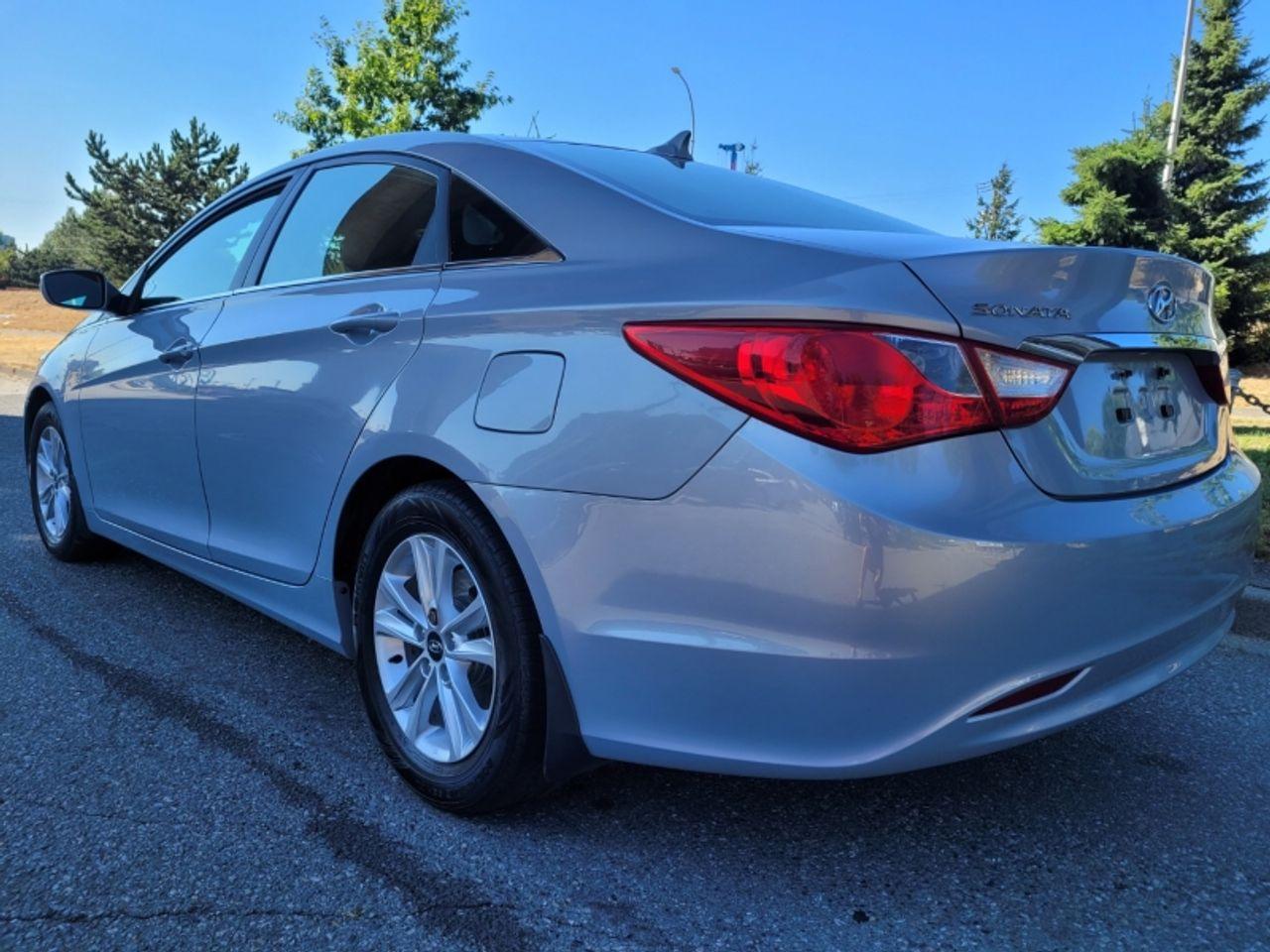 2011 Hyundai Sonata GLS-2