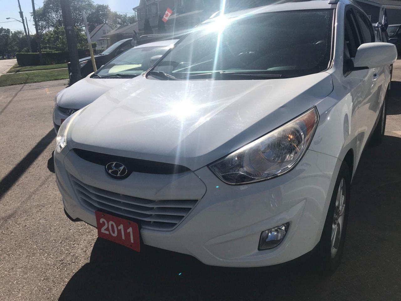 2011 Hyundai Tucson GLS-0