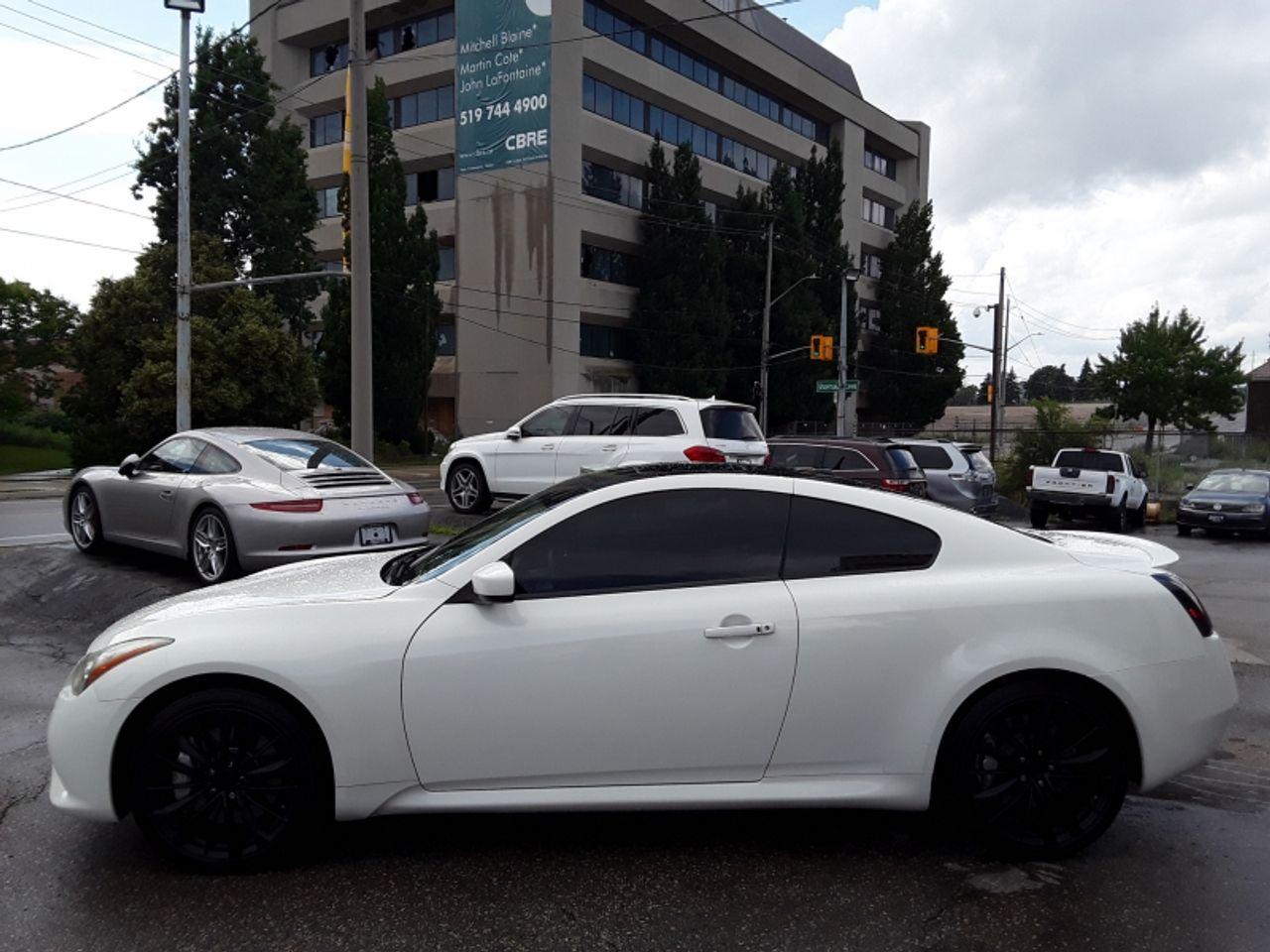 2011 Infiniti G Coupe -3