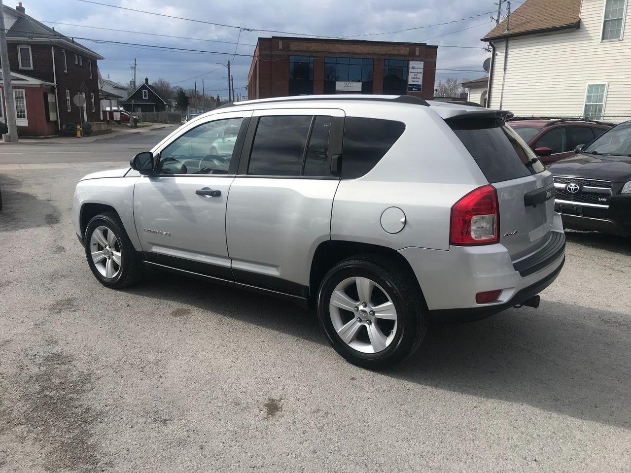 2011 Jeep Compass -2