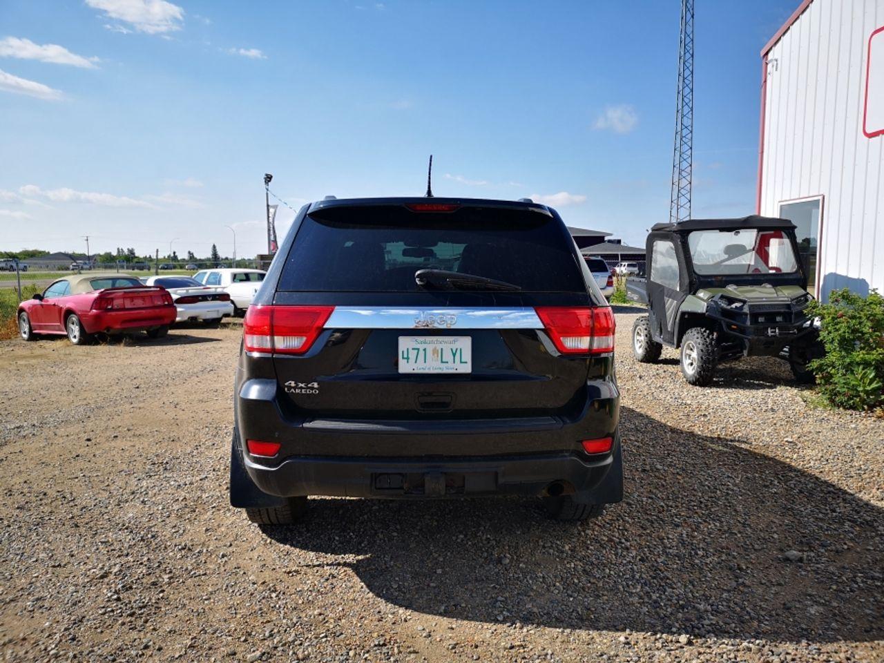 2011 Jeep Grand Cherokee -4