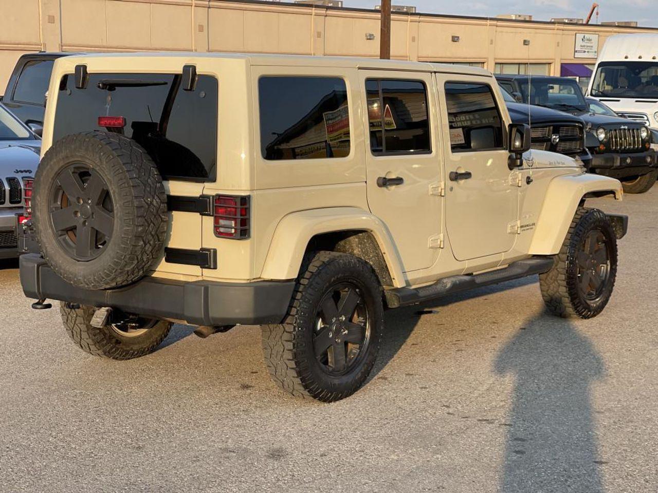2011 Jeep Wrangler -2