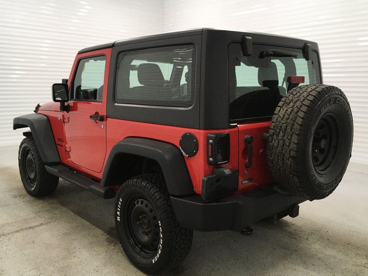 2011 Jeep Wrangler -2