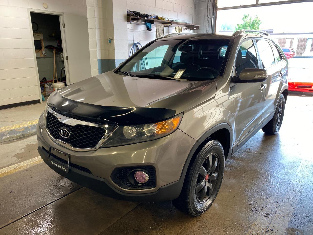 2011 Kia Sorento LX-2