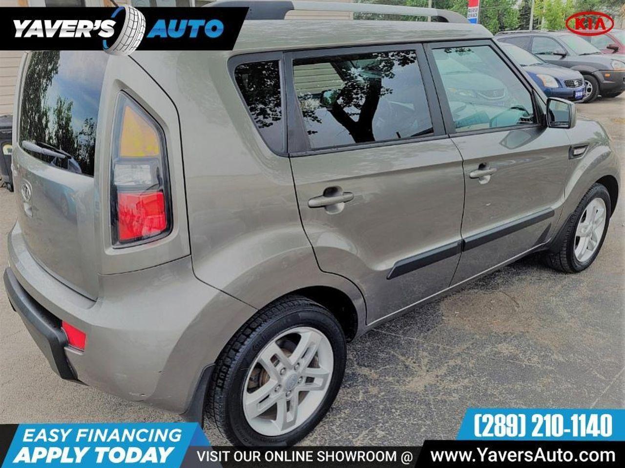 2011 Kia Soul +-3