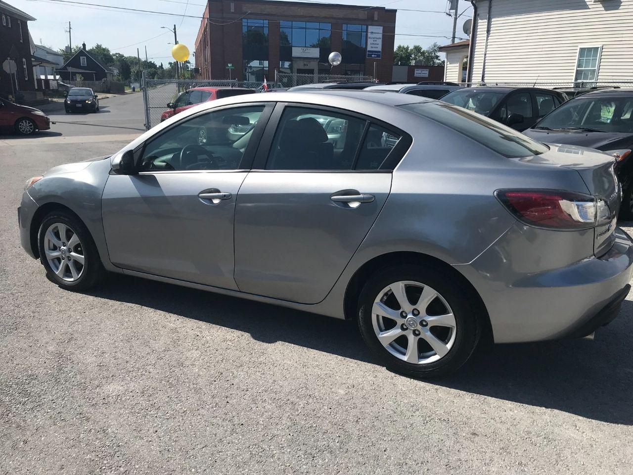 2011 Mazda Mazda3 GX-2