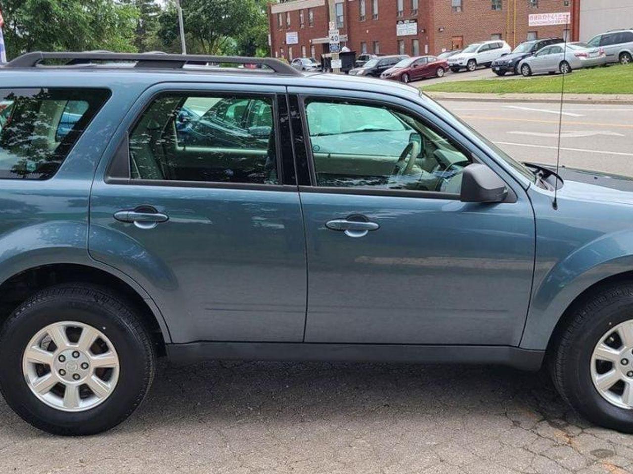 2011 Mazda Tribute GS-2