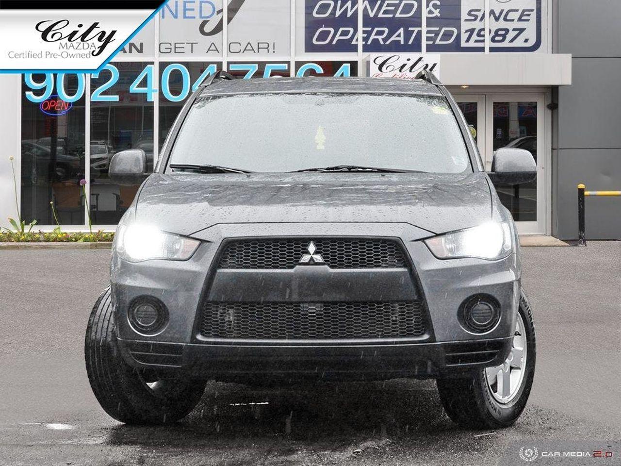 2011 Mitsubishi Outlander ES-2