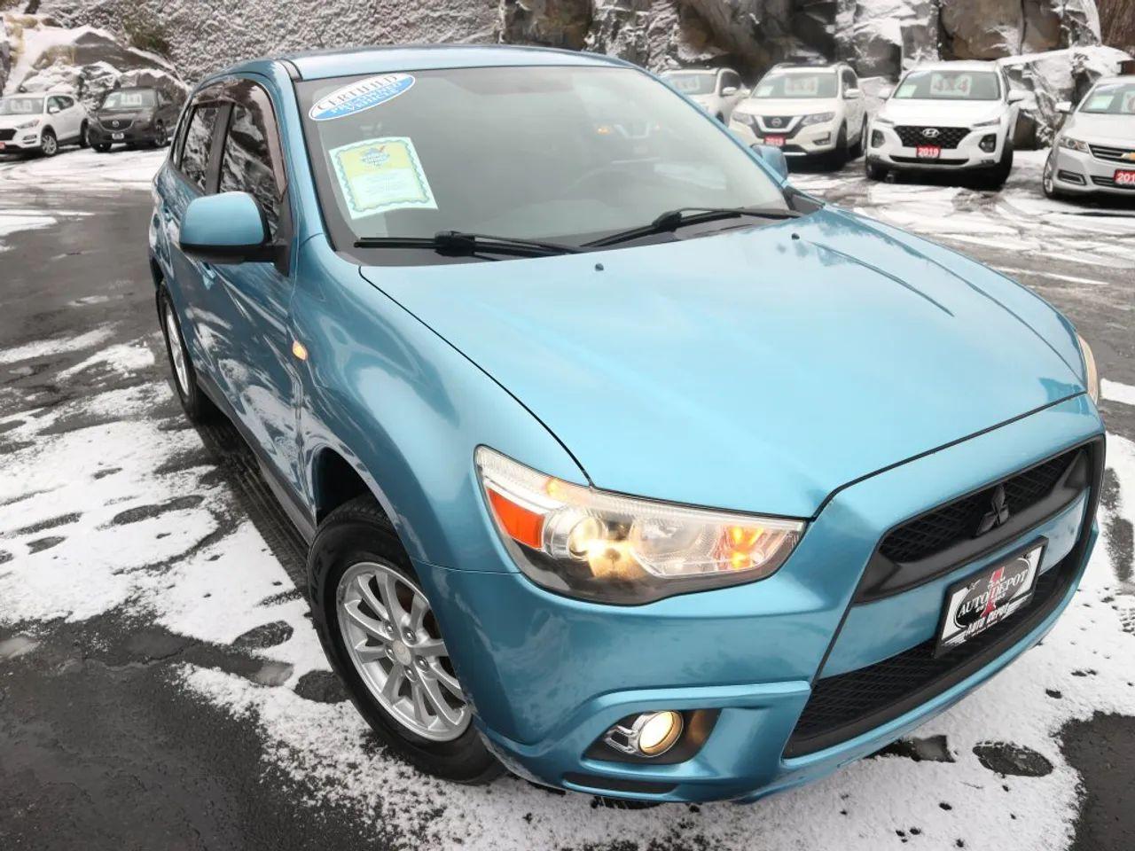 2011 Mitsubishi RVR SE-2