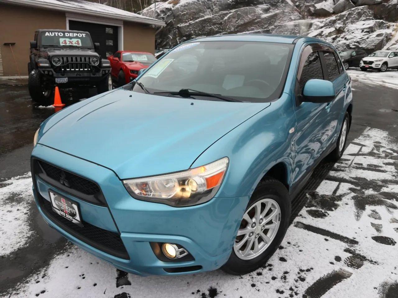 2011 Mitsubishi RVR SE-4