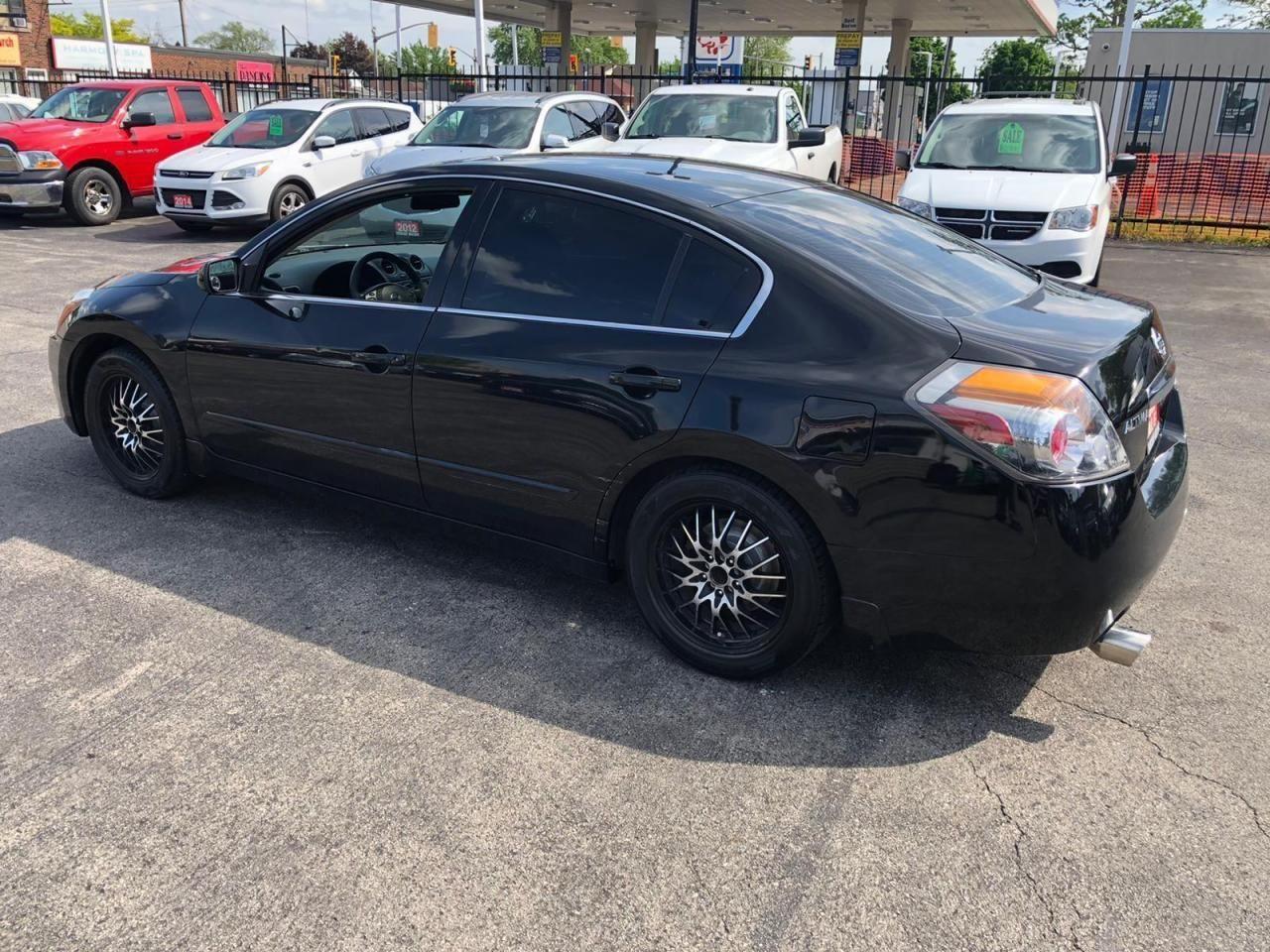 2011 Nissan Altima 2.5 S-2