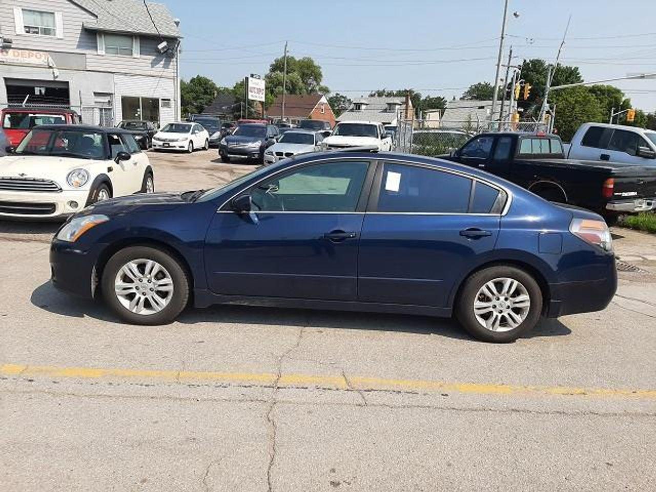 2011 Nissan Altima 2.5 S-1