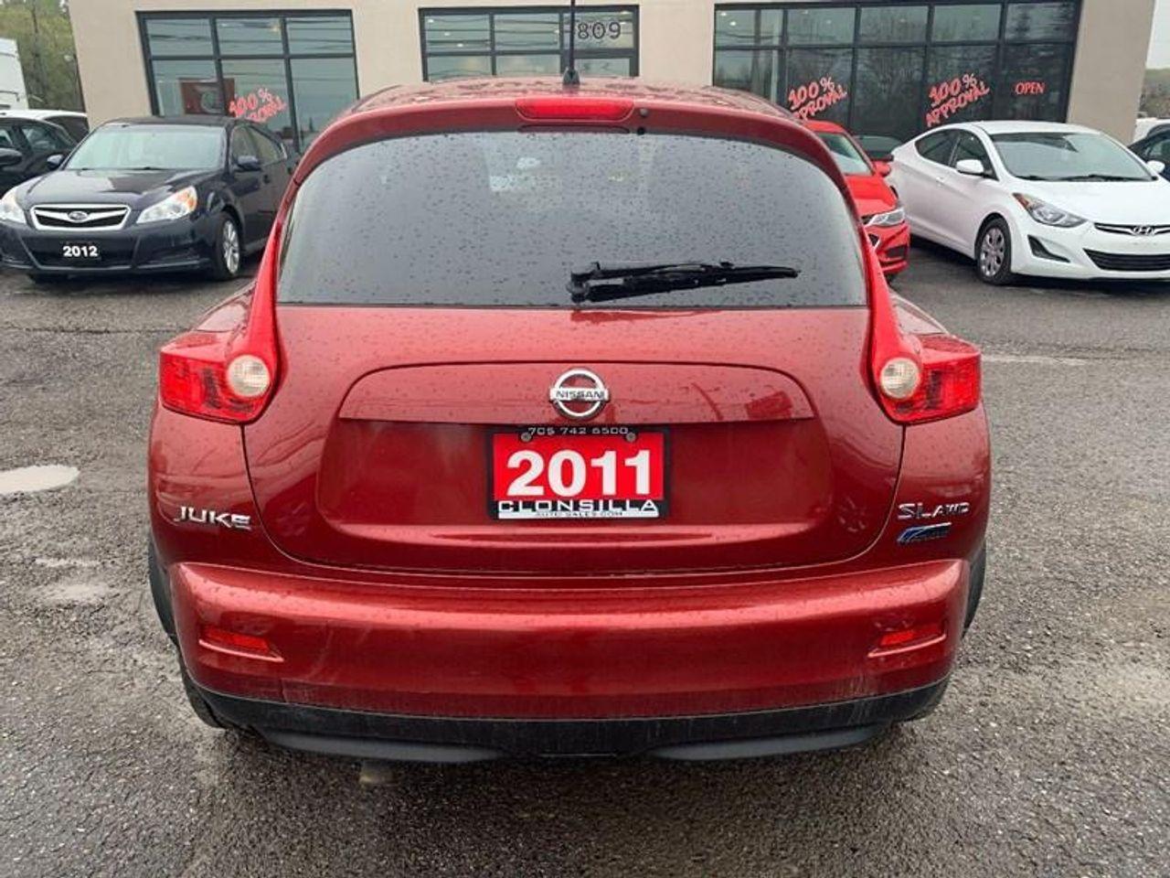 2011 Nissan Juke S-2