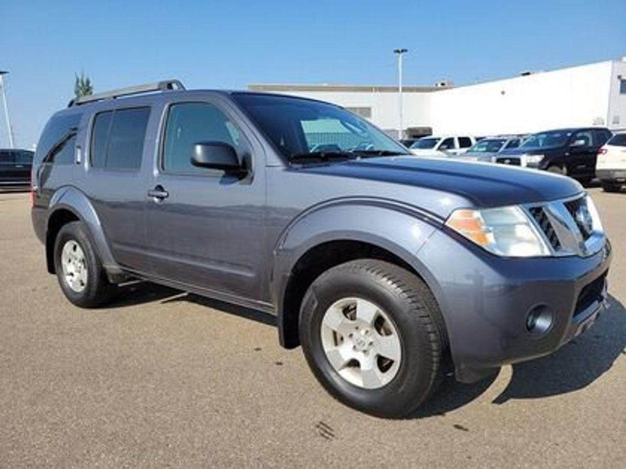 2011 Nissan Pathfinder S-2
