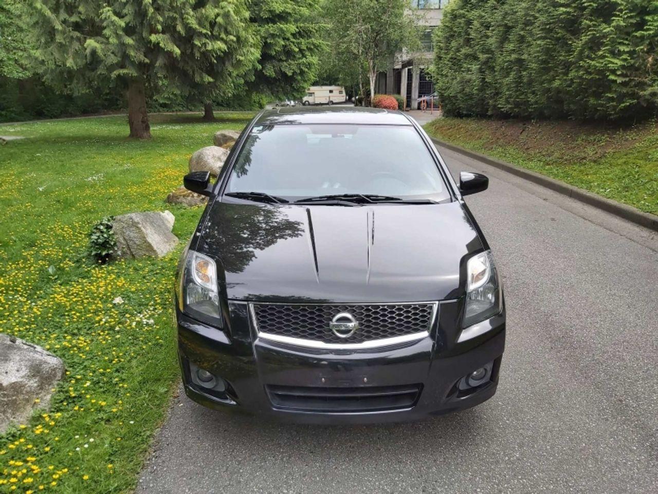 2011 Nissan Sentra SE-R-2