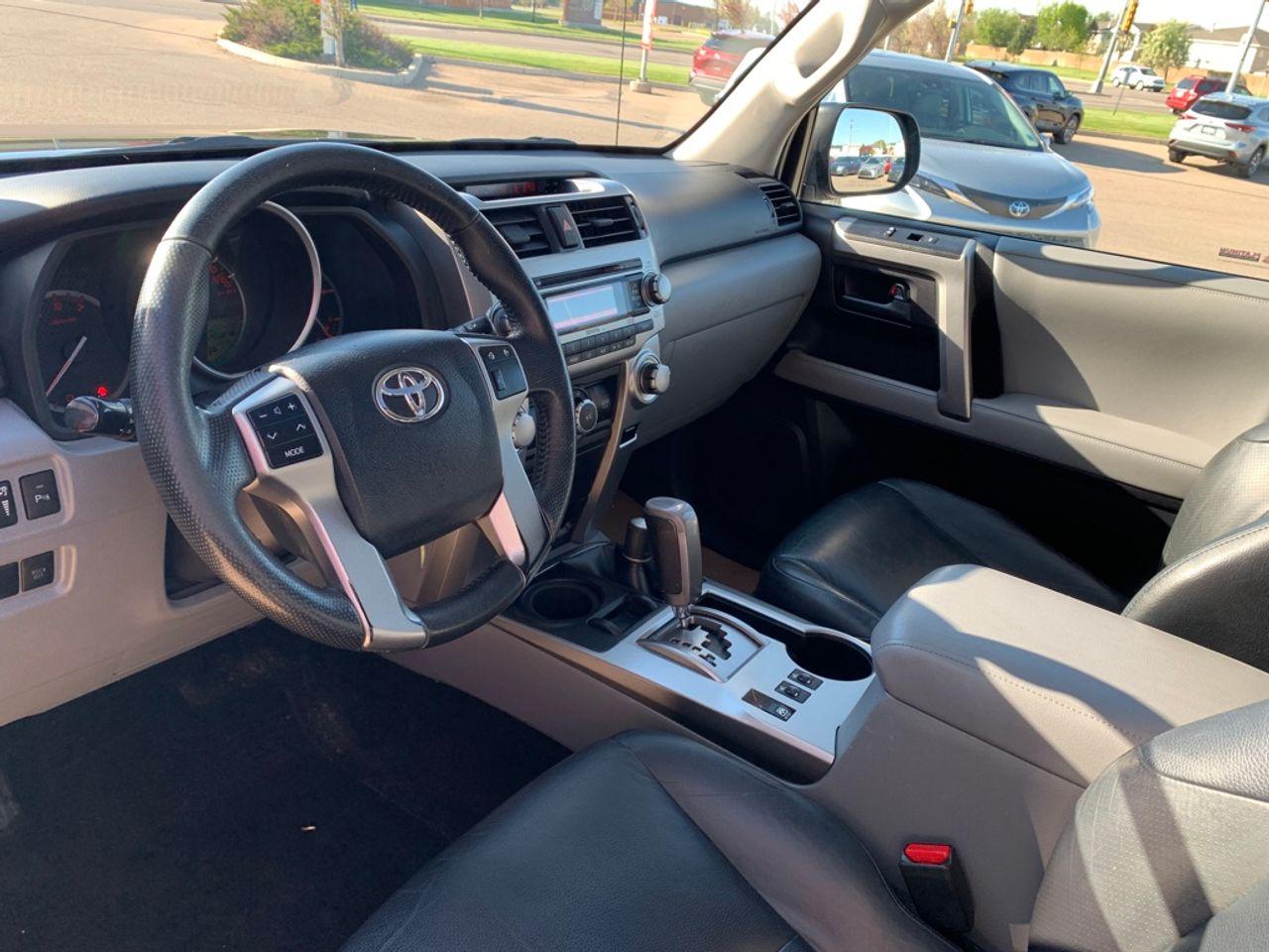 2011 Toyota 4Runner SR5-2