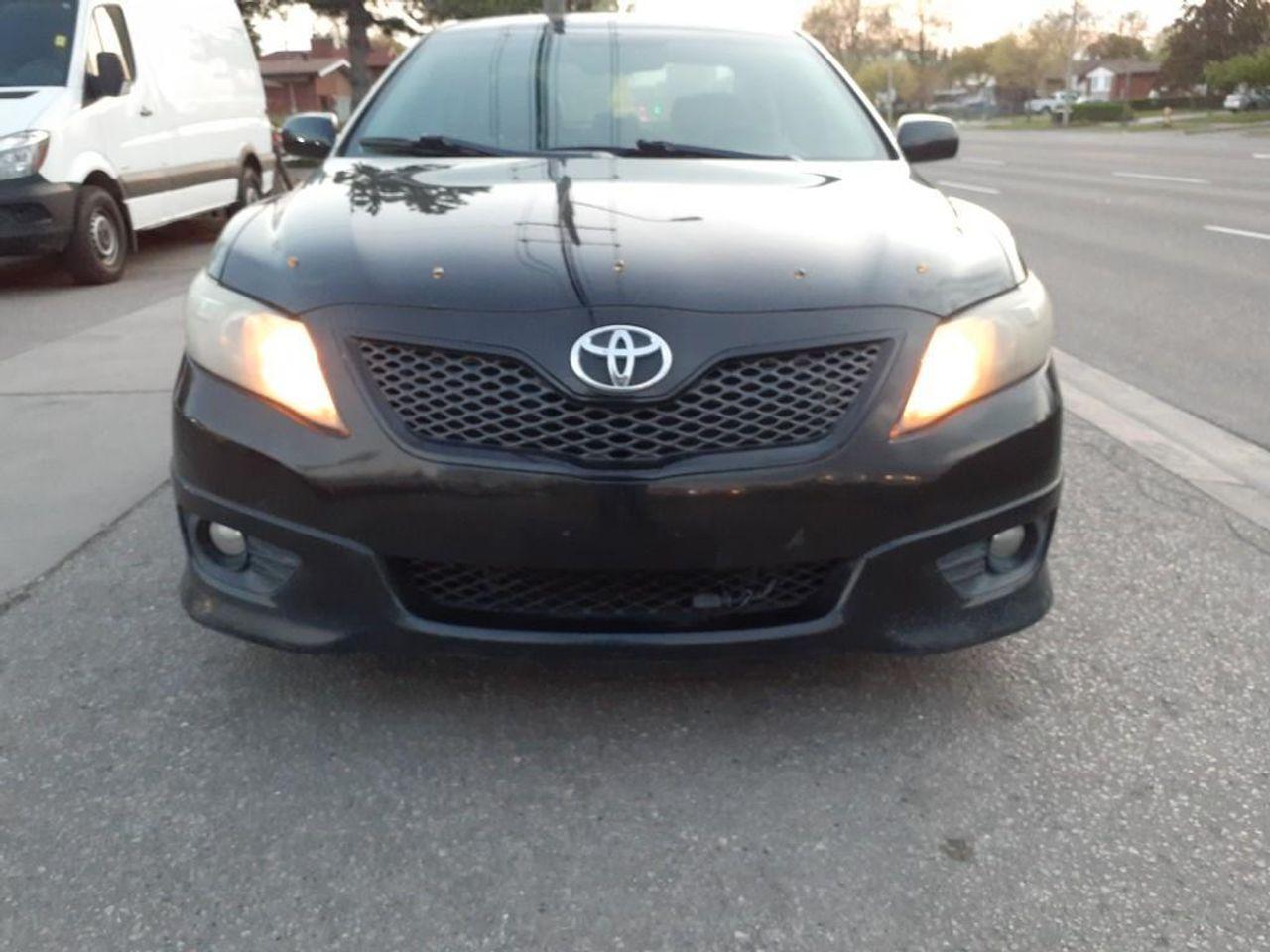 2011 Toyota Camry SE-4