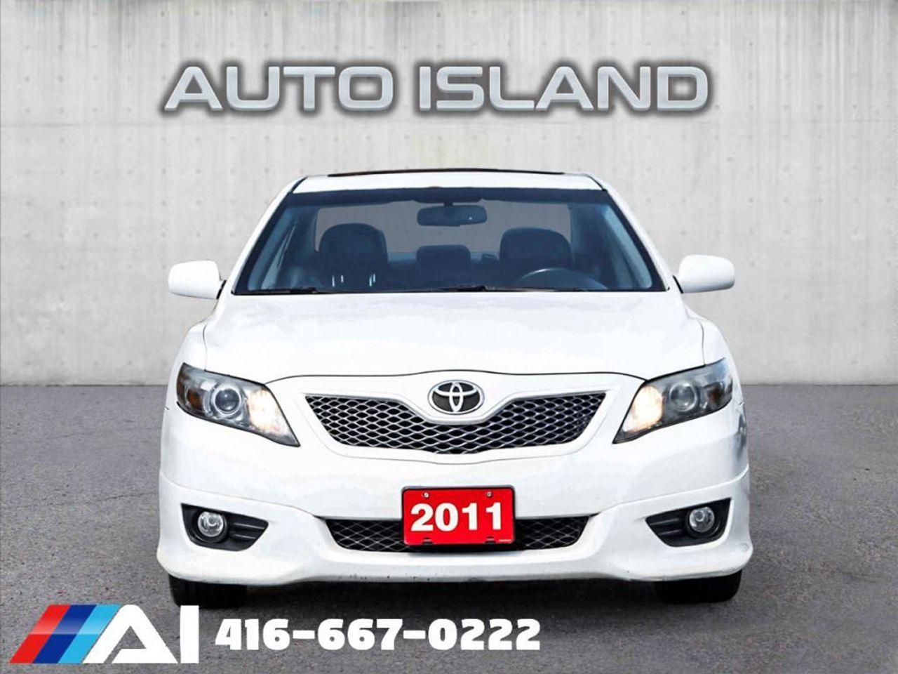 2011 Toyota Camry SE-1