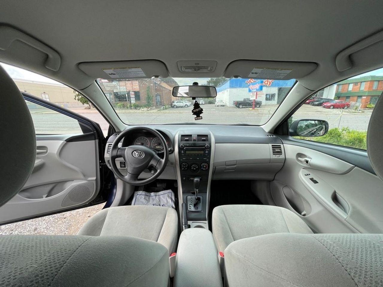 2011 Toyota Corolla L-4