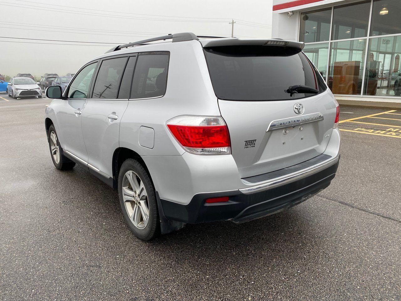 2011 Toyota Highlander Sport-3