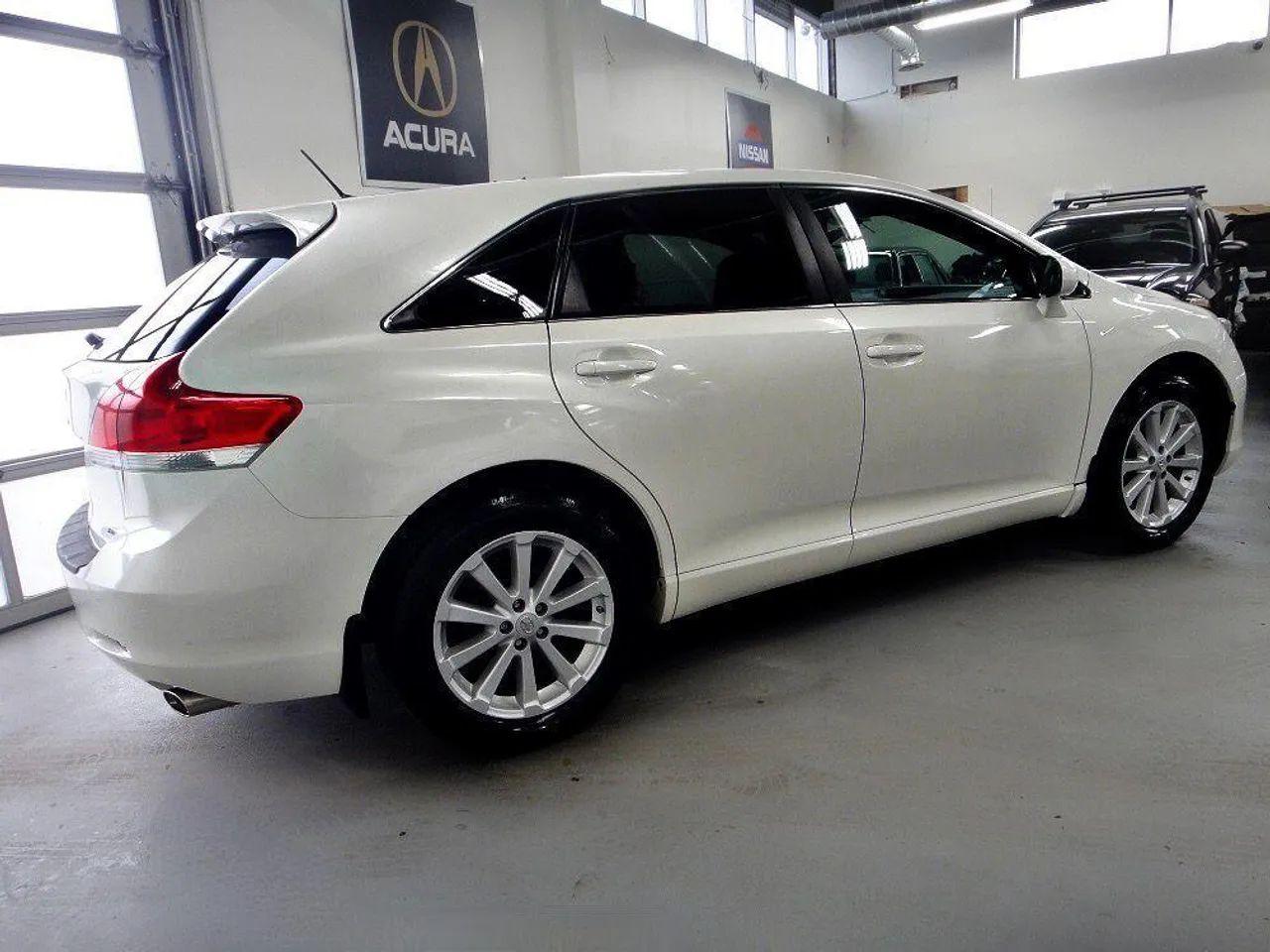 2011 Toyota Venza Base-3