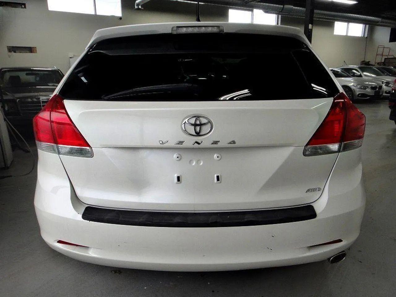 2011 Toyota Venza Base-4