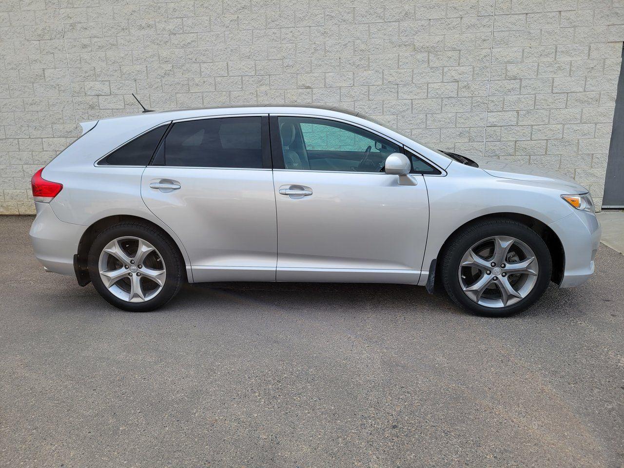 2011 Toyota Venza Base-2