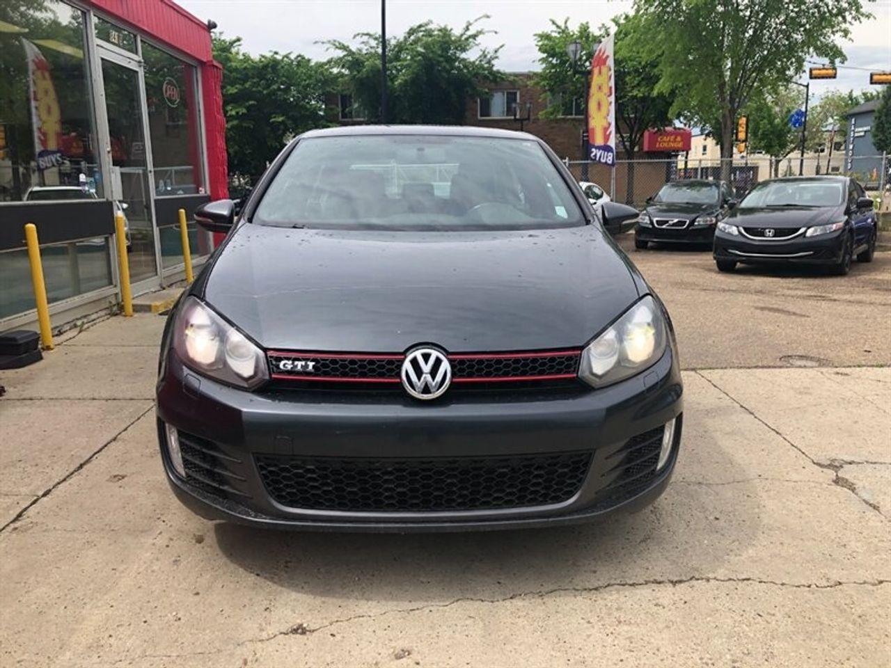 2011 Volkswagen GTI -2