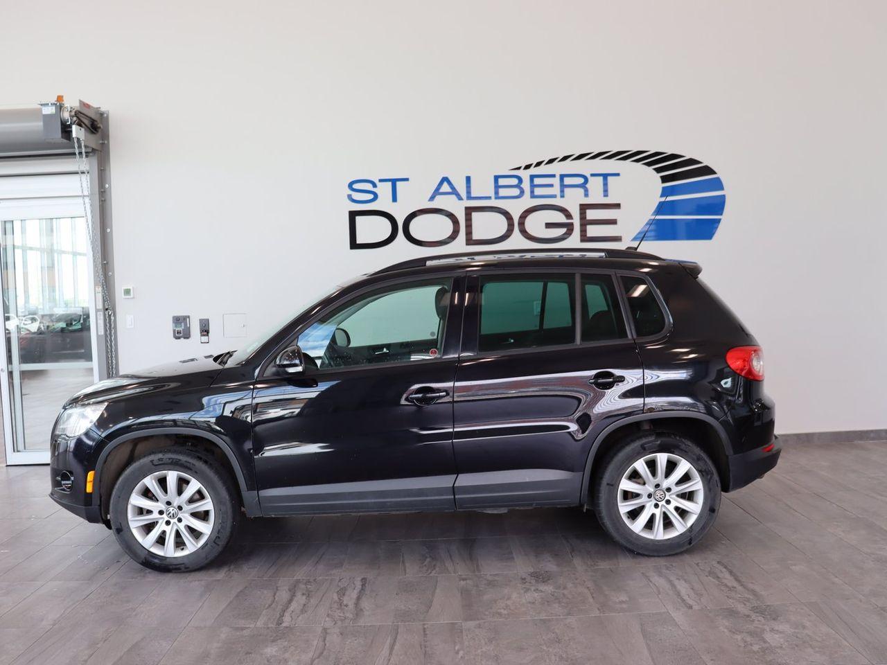 2011 Volkswagen Tiguan -1