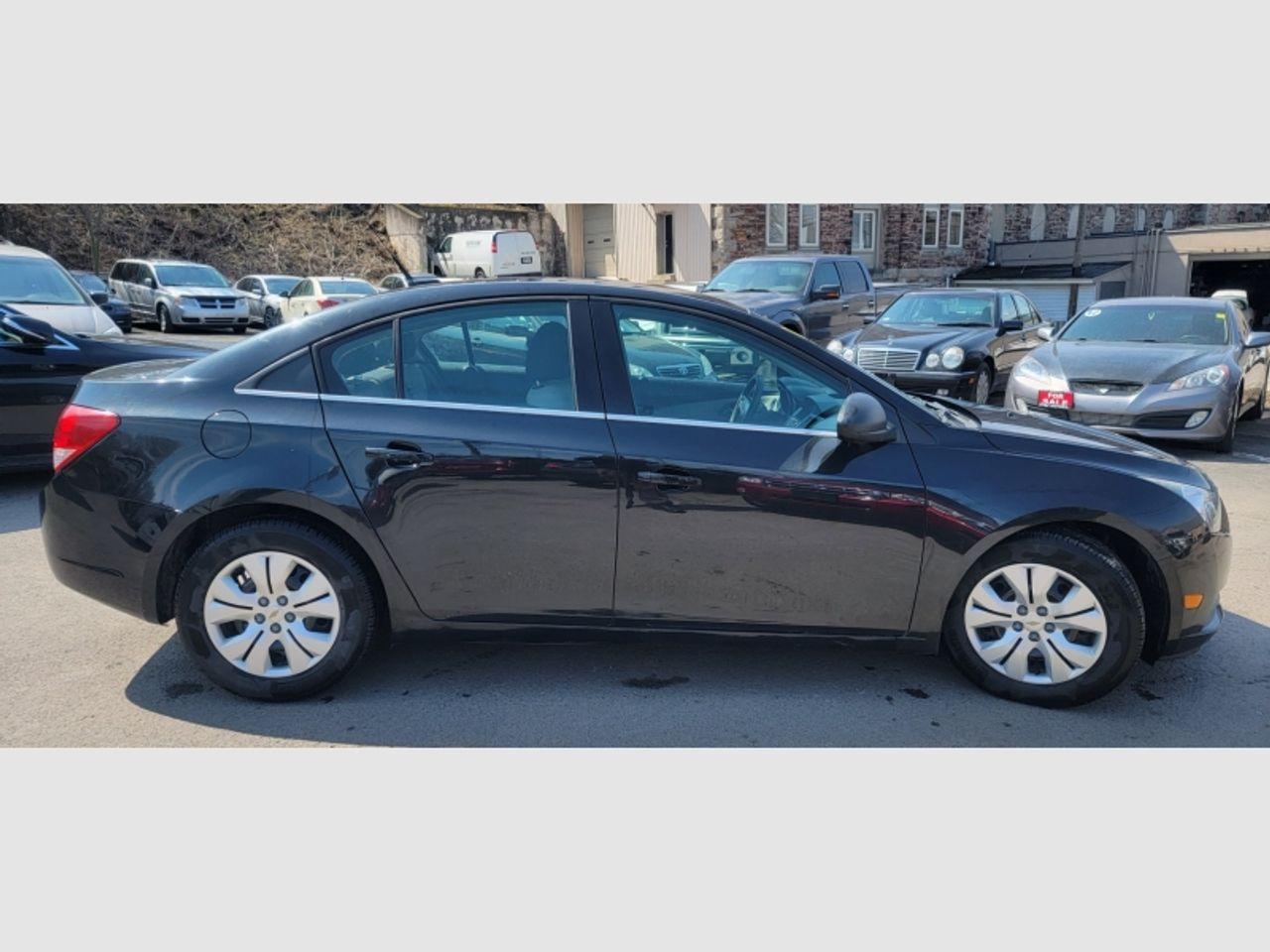 2012 Chevrolet Cruze LS-3
