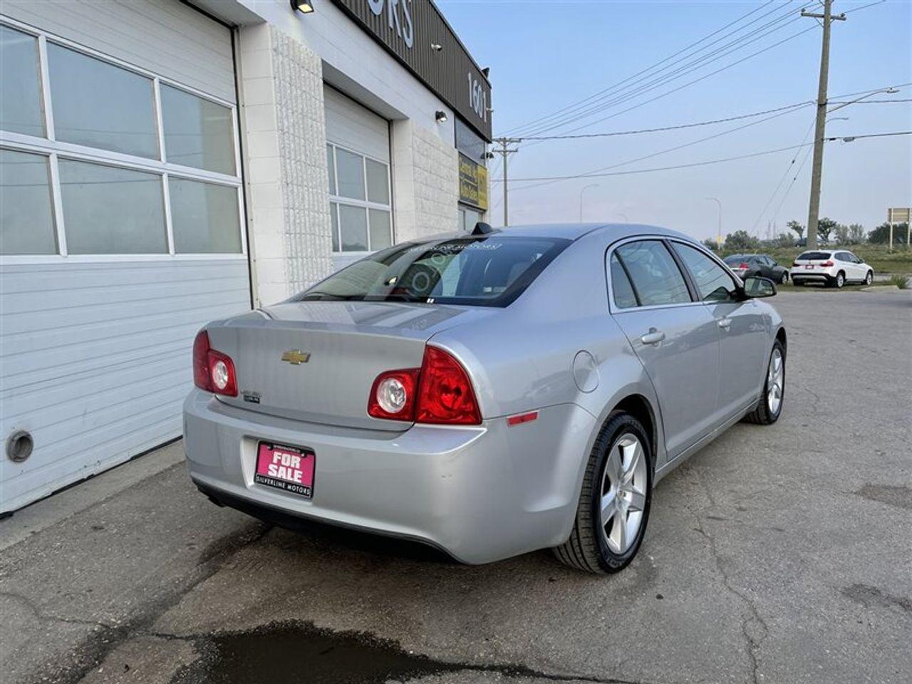 2012 Chevrolet Malibu LS-2
