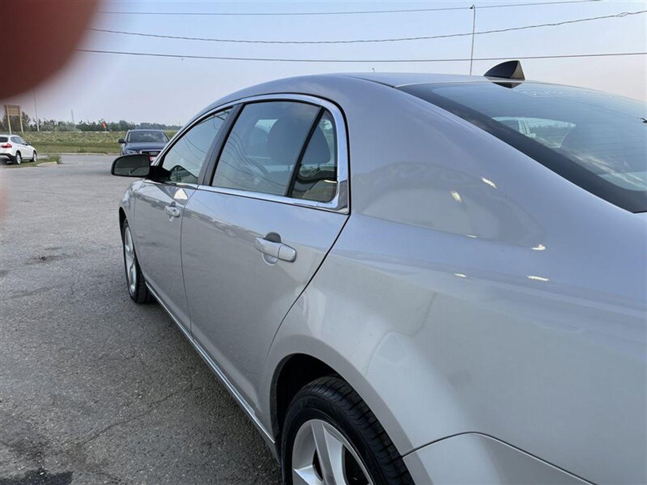 2012 Chevrolet Malibu LS-4