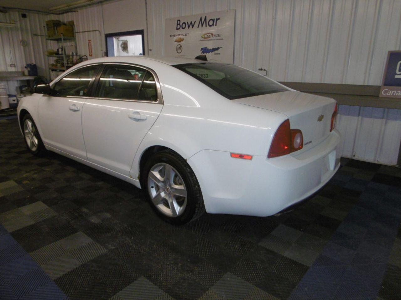 2012 Chevrolet Malibu LS-2