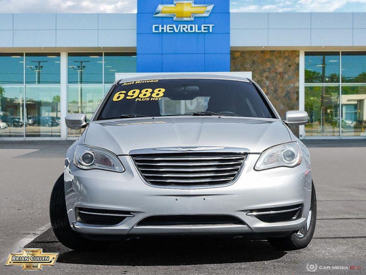 2012 Chrysler 200 LX-2