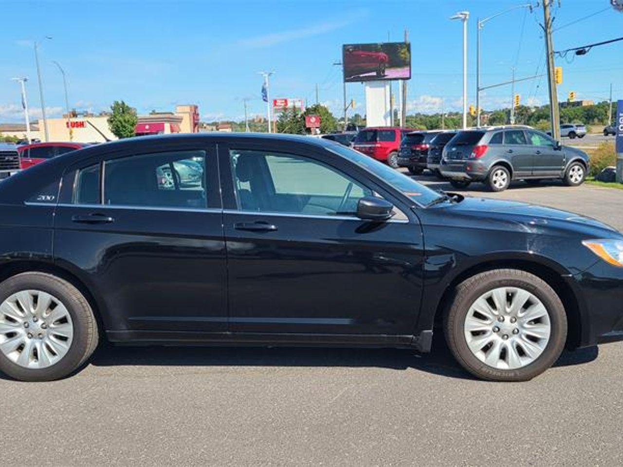 2012 Chrysler 200 LX-3