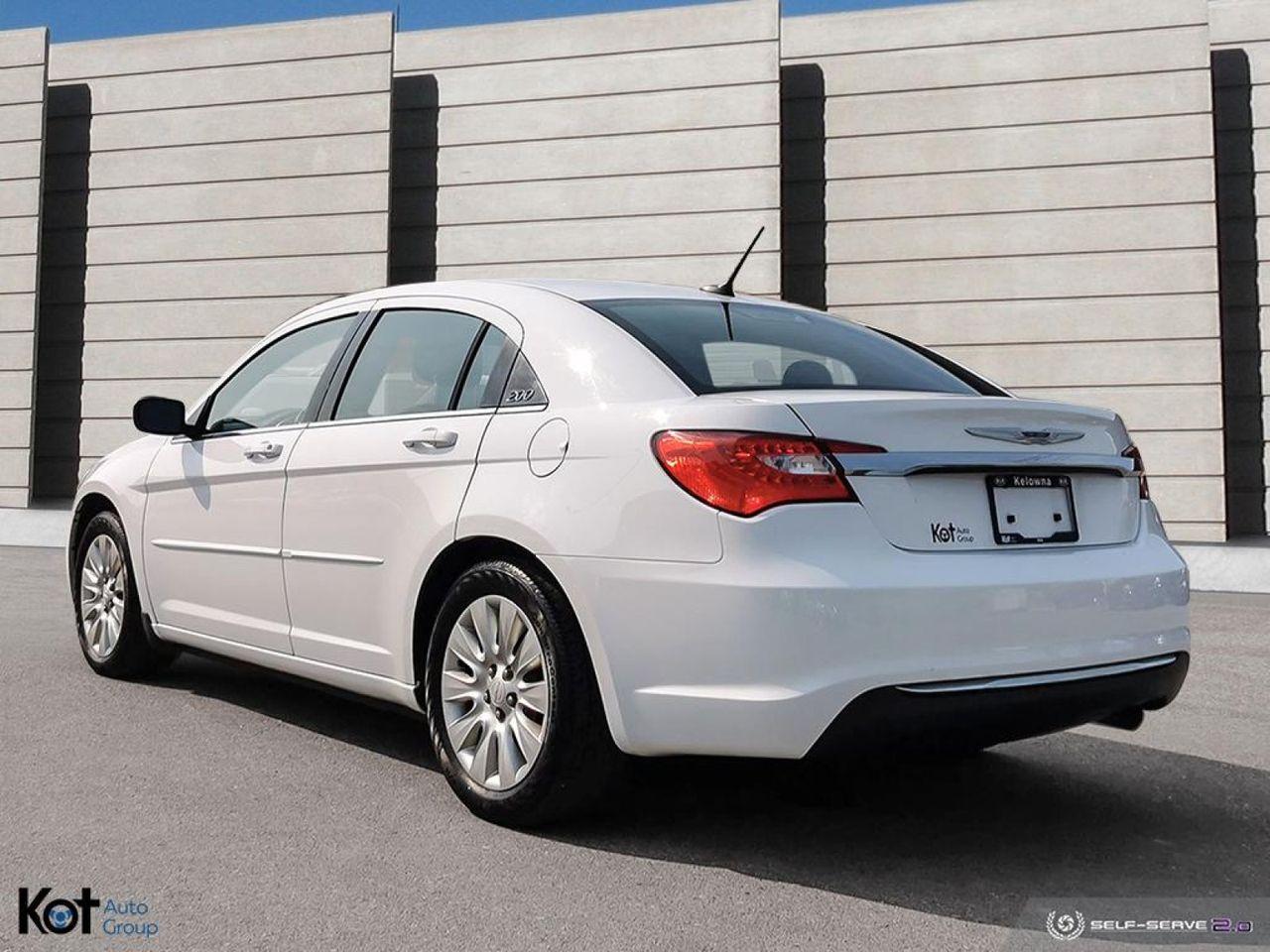 2012 Chrysler 200 LX-3